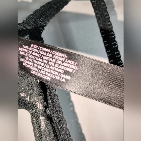 Victoria's Secret (Size M) Black Sexy Lace Racerback Chemise Slip Undergarment - Picture 4 of 5